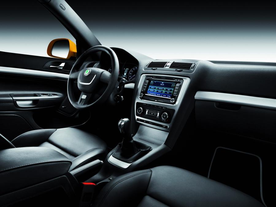  Skoda Octavia RS 2009 года  (фото 8 из 31)